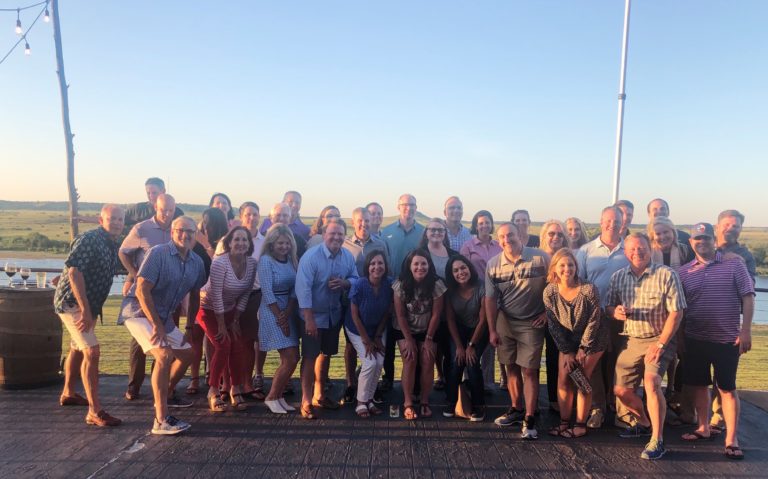 leadership-retreat-768x479